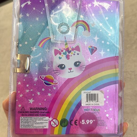 Rainbow Cat Diary with Lock & Keys - Pink and Purple - Picture 4 of 6